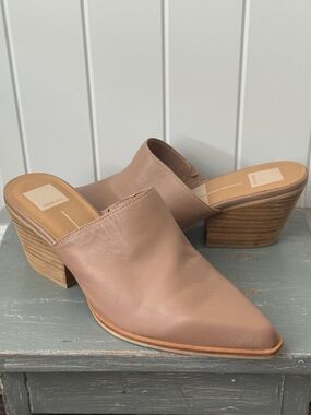 Dolce Vita Women's Tan Mules Size 10M